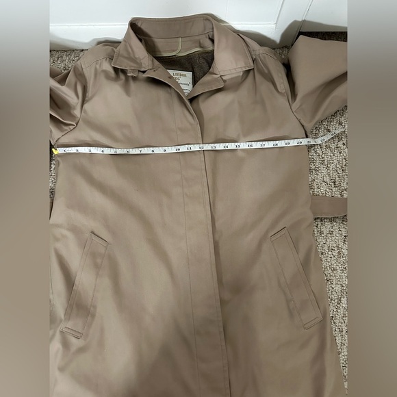 London Fog Classic Tan Women's Trench Coat size 10 R - Picture 8 of 8